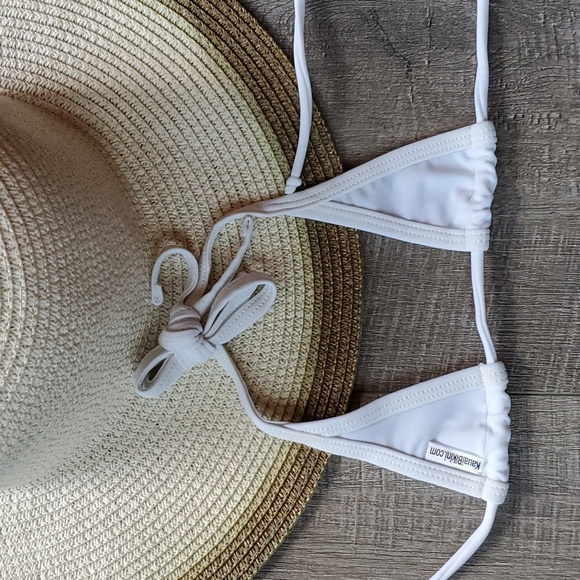 NWT  Kauai thong white bikini. ONE SIZE - Picture 2 of 7